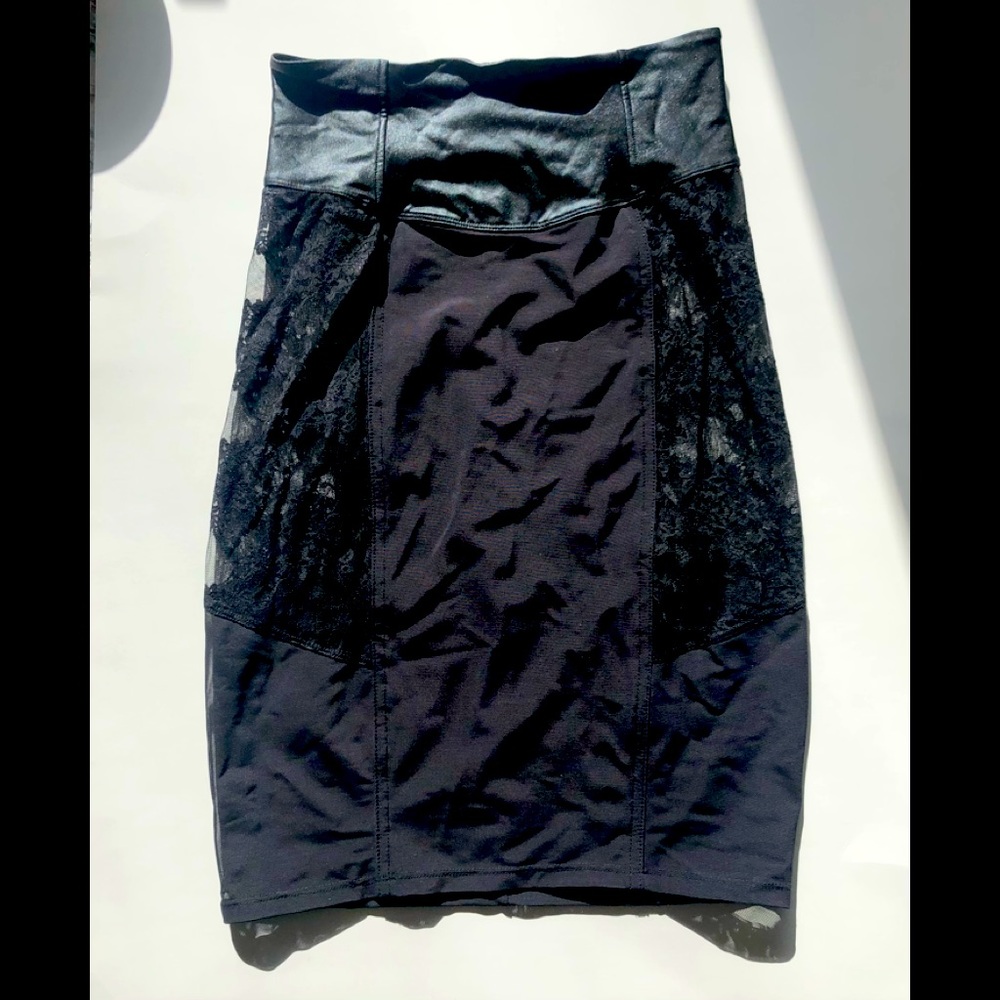 Frederick’s of Hollywood Lingerie Skirt Medium